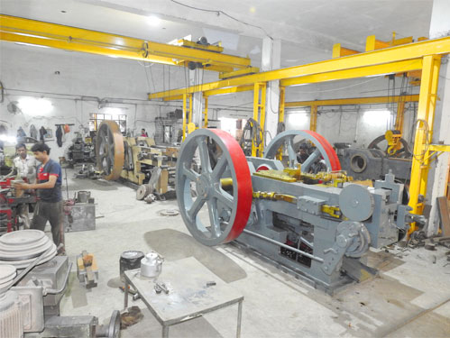 Cold Forge Machine Manufacturing Workshop